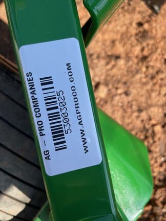 Image of John Deere Z515E equipment image 1