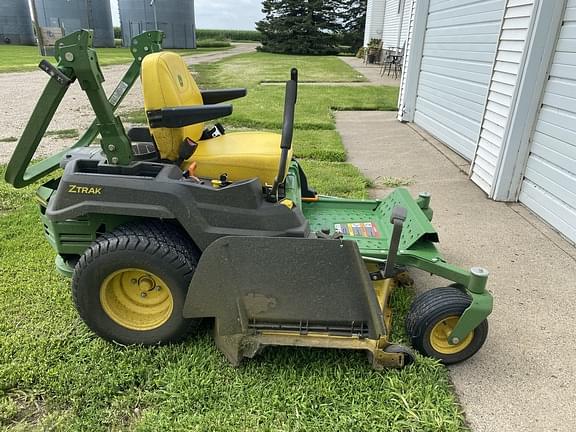 Image of John Deere Z515E equipment image 3