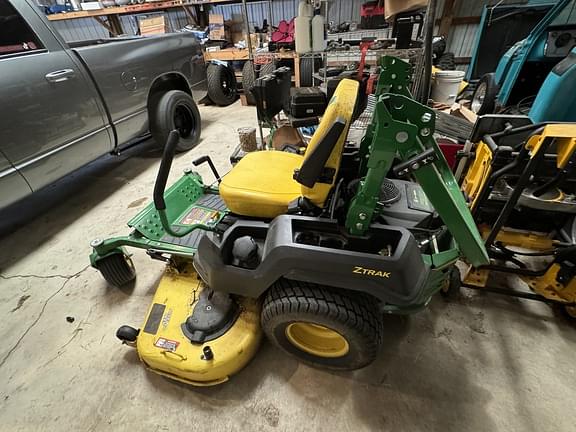 Image of John Deere Z530M equipment image 3