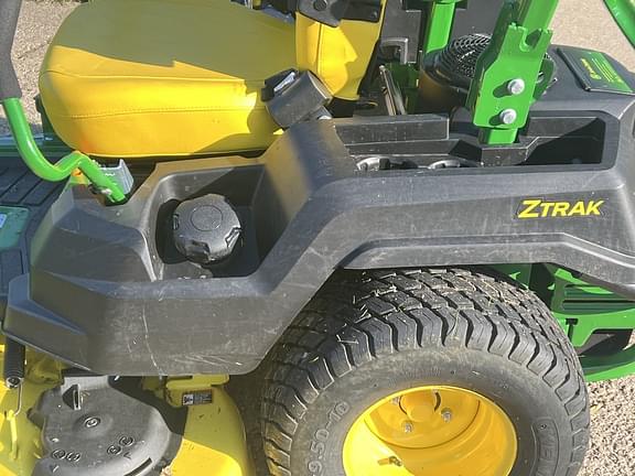 Image of John Deere Z530M equipment image 2