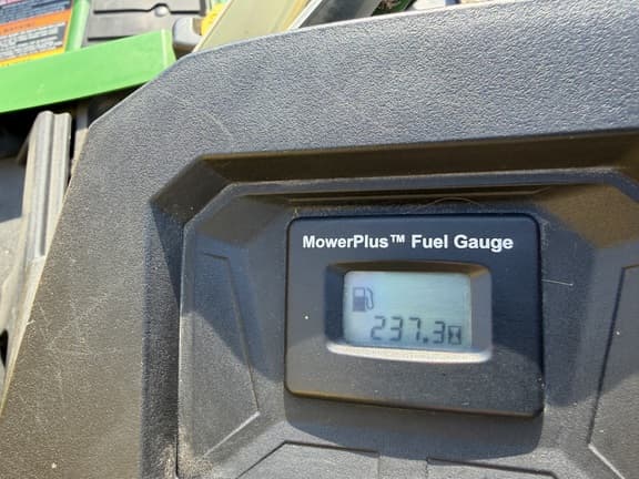 Image of John Deere Z530M equipment image 4