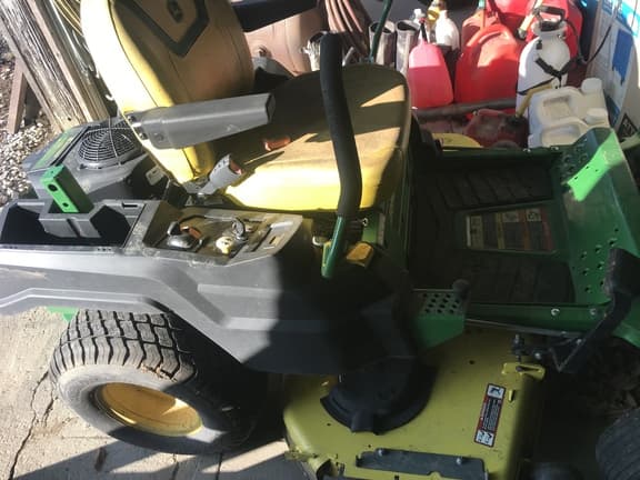 Image of John Deere Z530M equipment image 1