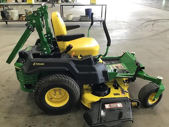Image of John Deere Z530M equipment image 3