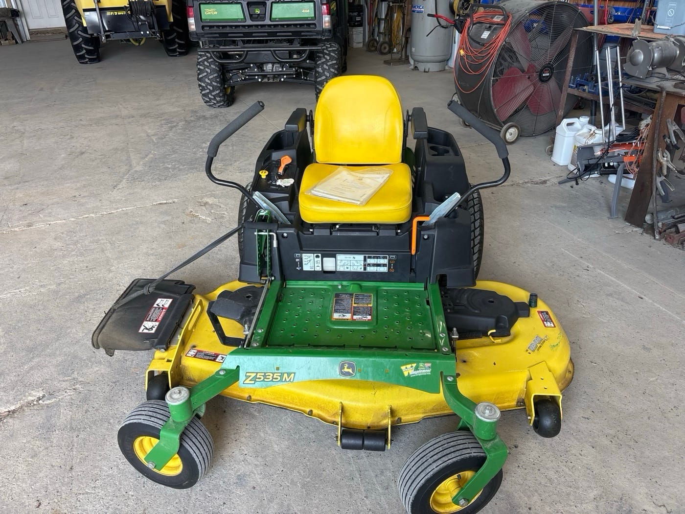 2021 John Deere Z535M Equipment Image0