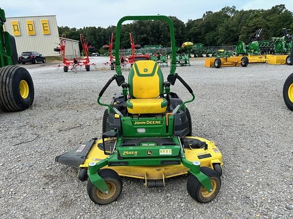 Image of John Deere Z545R equipment image 2