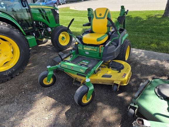 2021 John Deere Z545R Equipment Image0