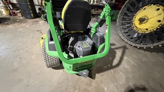 Image of John Deere Z545R equipment image 3
