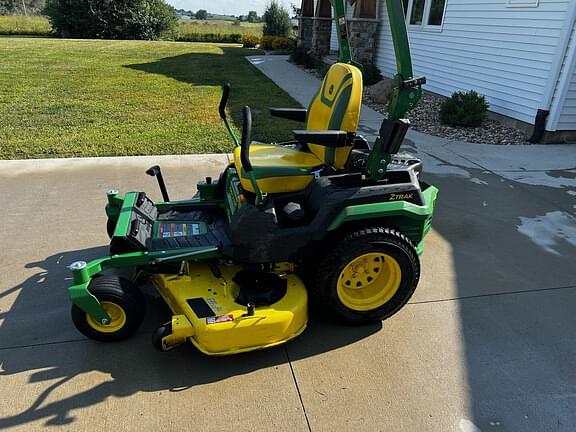 Image of John Deere Z545R equipment image 1