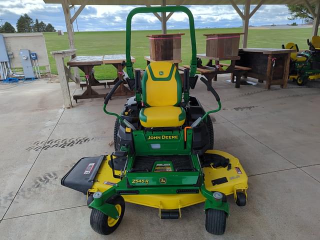 Image of John Deere Z545R equipment image 1