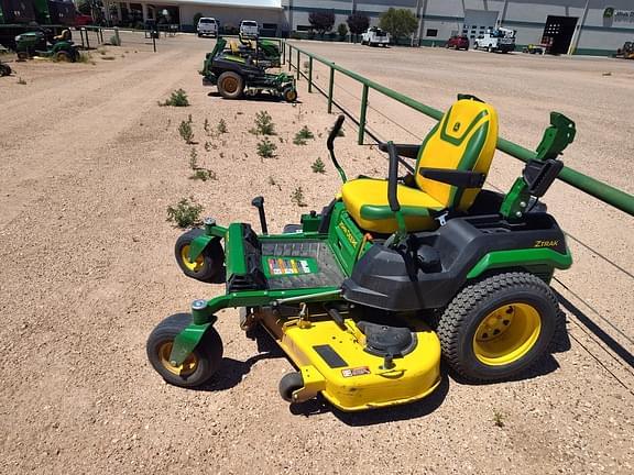 Image of John Deere Z545R equipment image 1