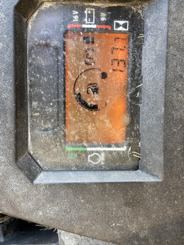 Image of John Deere Z545R equipment image 1