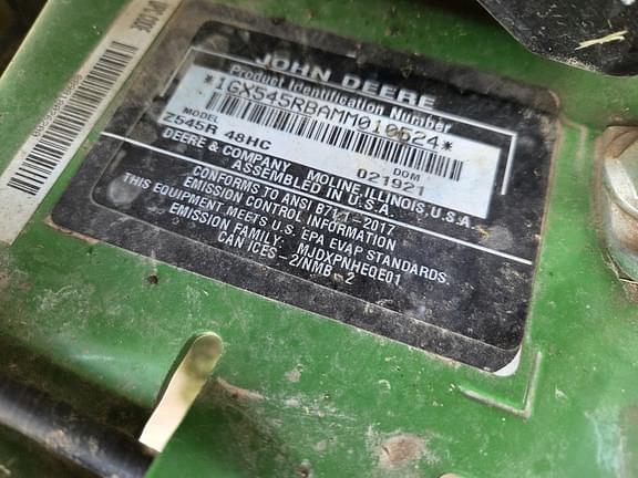 Image of John Deere Z545R equipment image 4