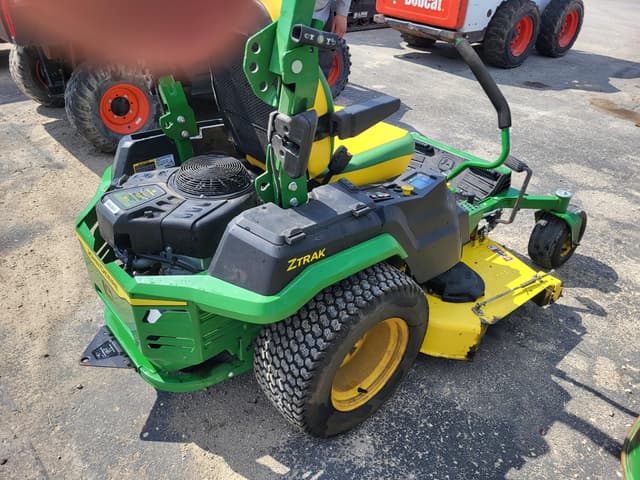 Image of John Deere Z545R equipment image 1