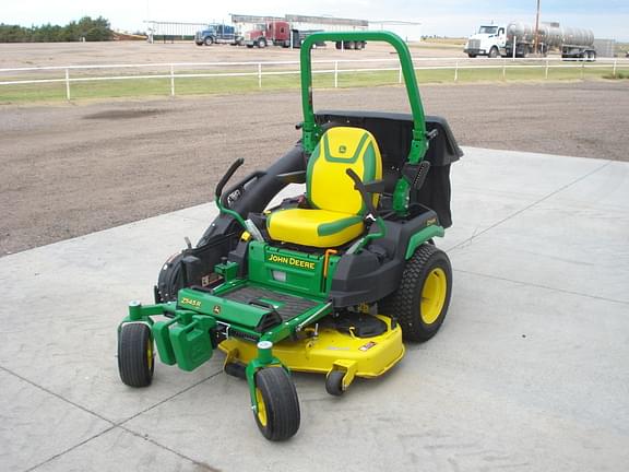 Image of John Deere Z545R equipment image 3