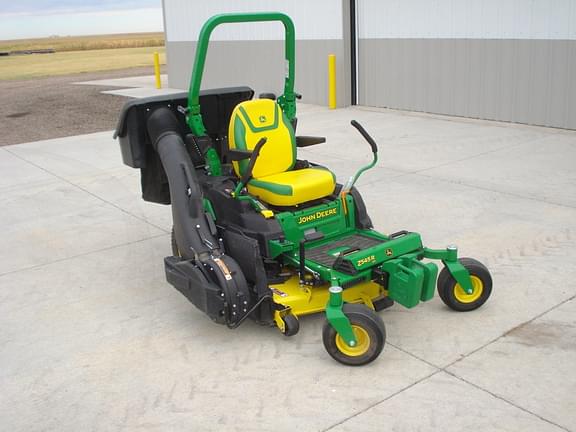 Image of John Deere Z545R equipment image 1