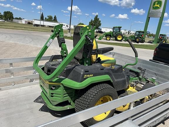 Image of John Deere Z545R equipment image 1