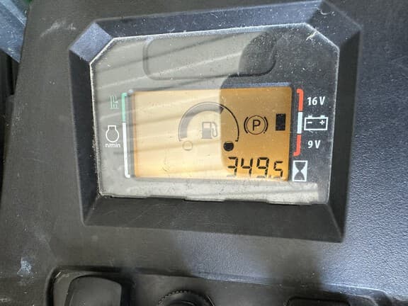 Image of John Deere Z545R equipment image 4