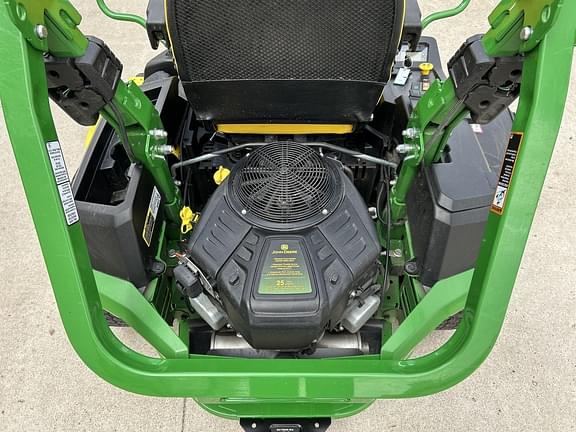 Image of John Deere Z545R equipment image 3