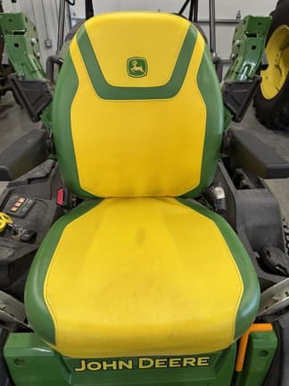 Image of John Deere Z545R equipment image 4