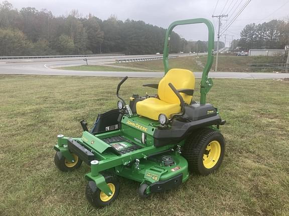 Image of John Deere Z720E equipment image 1