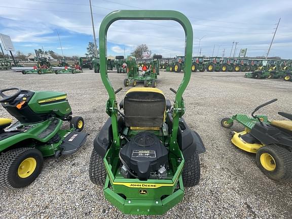 Image of John Deere Z720E equipment image 2