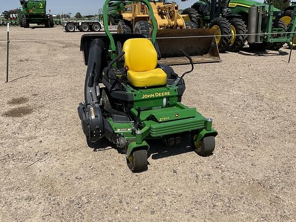 Image of John Deere Z720E equipment image 4