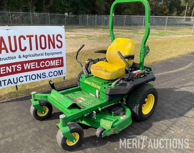 Image of John Deere Z720E equipment image 2