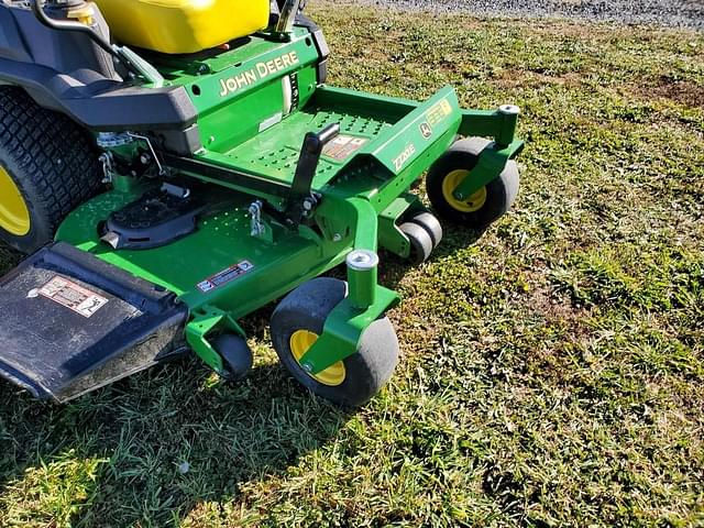 Image of John Deere Z720E equipment image 2