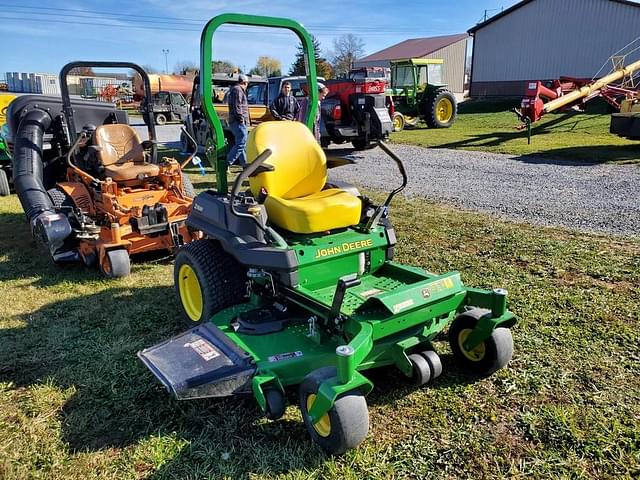 Image of John Deere Z720E equipment image 1