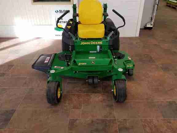 Main image John Deere Z735E