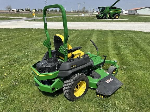 Image of John Deere Z735M equipment image 4