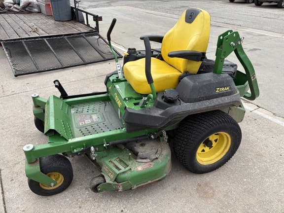 Image of John Deere Z735M equipment image 2