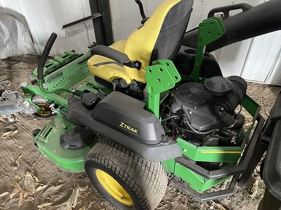 Image of John Deere Z740R equipment image 1