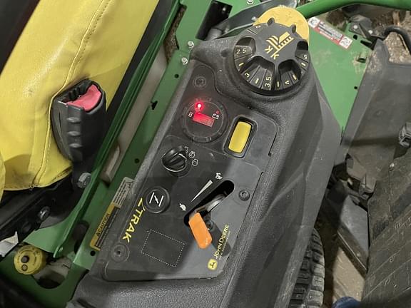 Image of John Deere Z740R equipment image 1