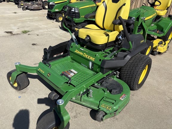 2021 John Deere Z740R Equipment Image0
