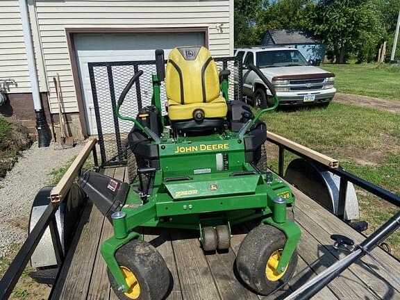 Image of John Deere Z740R equipment image 1