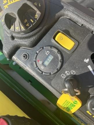 Image of John Deere Z740R equipment image 3