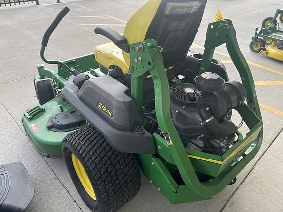 Image of John Deere Z740R equipment image 3