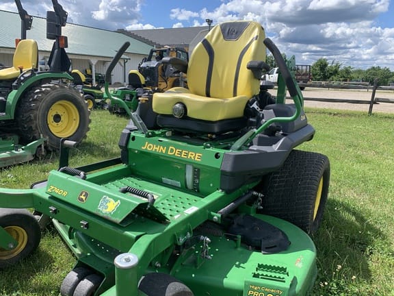 2021 John Deere Z740R Equipment Image0