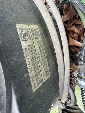 Image of John Deere Z915E equipment image 1