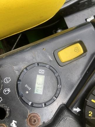 Image of John Deere Z915E equipment image 4