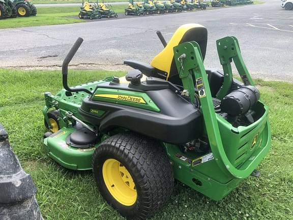 Image of John Deere Z915E equipment image 1