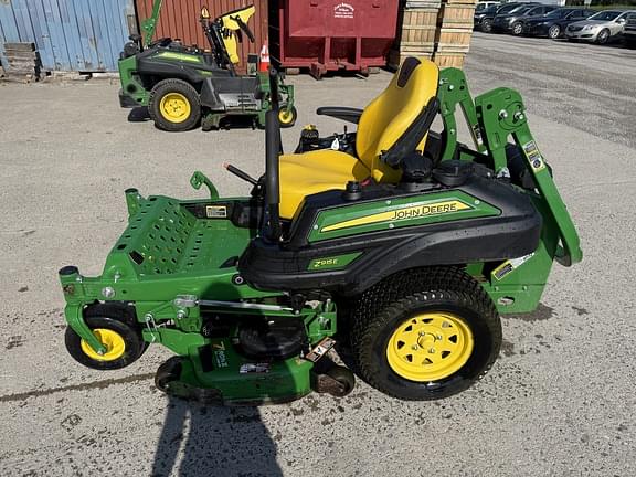 Image of John Deere Z915E equipment image 3