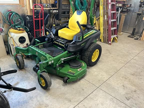 Image of John Deere Z915E Primary image