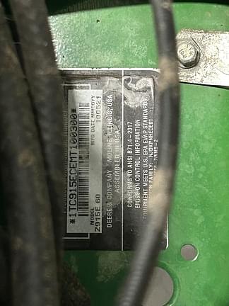 Image of John Deere Z915E equipment image 2