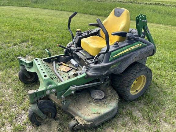 2021 John Deere Z915E Equipment Image0