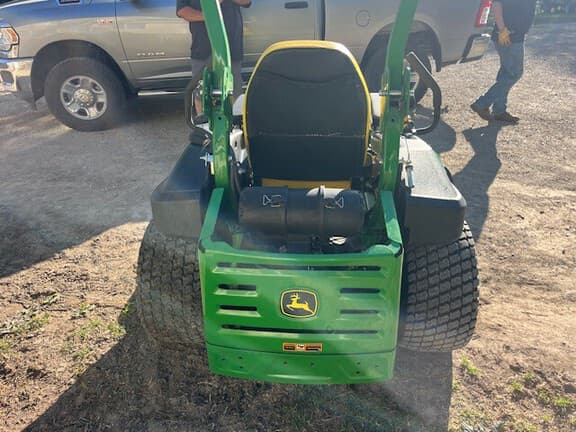 Image of John Deere Z915E equipment image 4