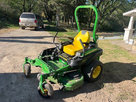2021 John Deere Z915E Equipment Image0