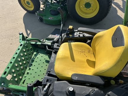 Image of John Deere Z915E equipment image 4