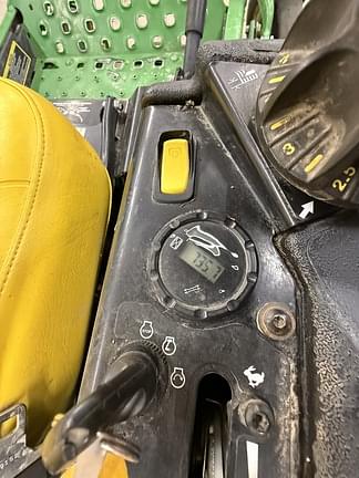 Image of John Deere Z915E equipment image 3